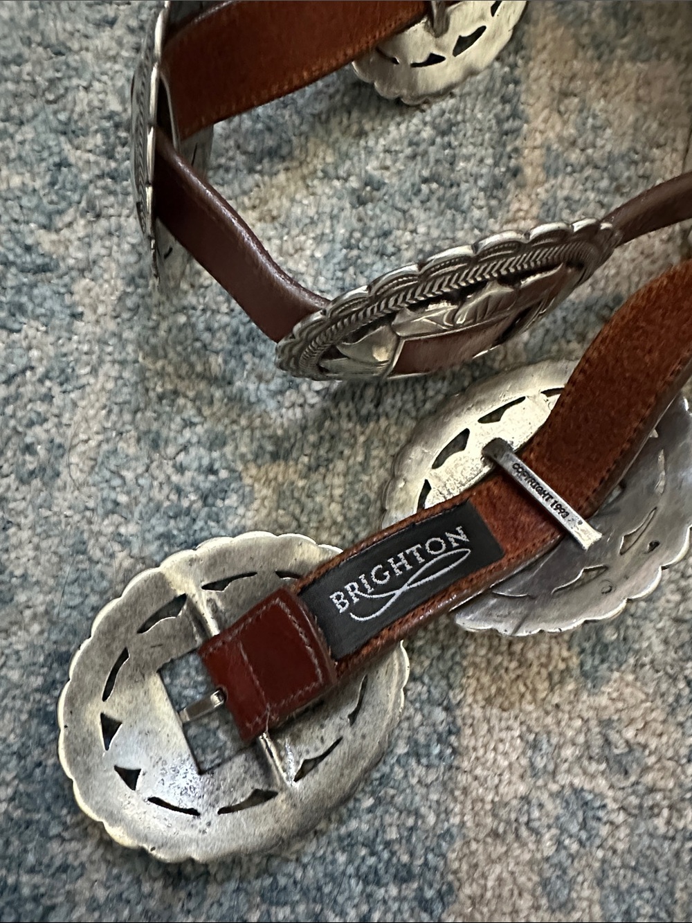 Brighton silver brown leather Concho belt western medium EUC - Picture 4 of 6